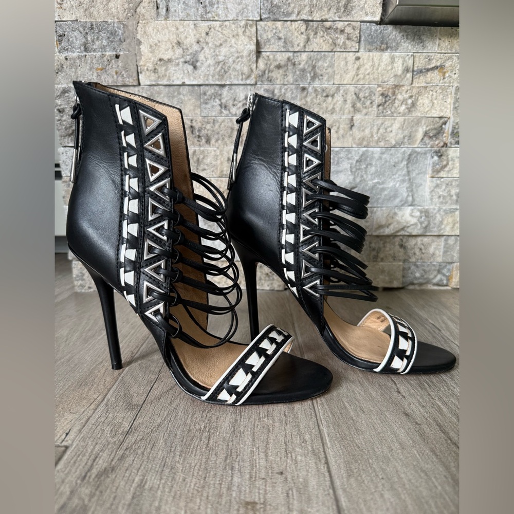L.A.M.B Black/White Savanna Heels - Picture 2 of 6
